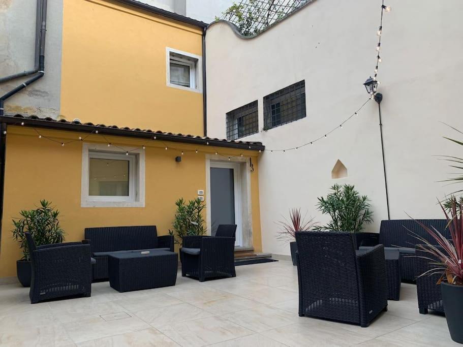 Residenza Subitosanto - Appartamento 5A "Obizzi" Padova Luaran gambar