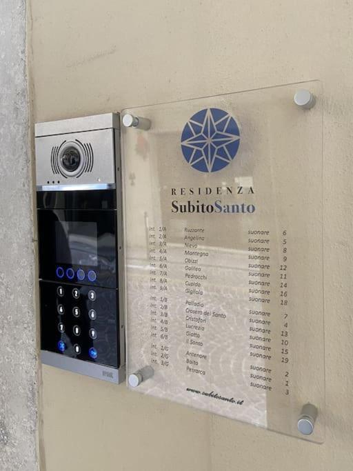 Residenza Subitosanto - Appartamento 5A "Obizzi" Padova Luaran gambar